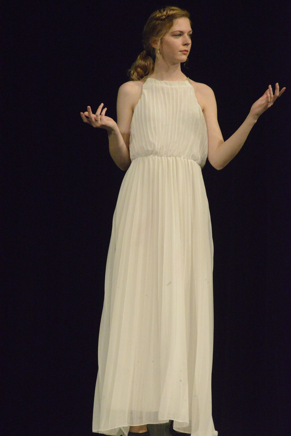 031120 moline musical 692.JPG